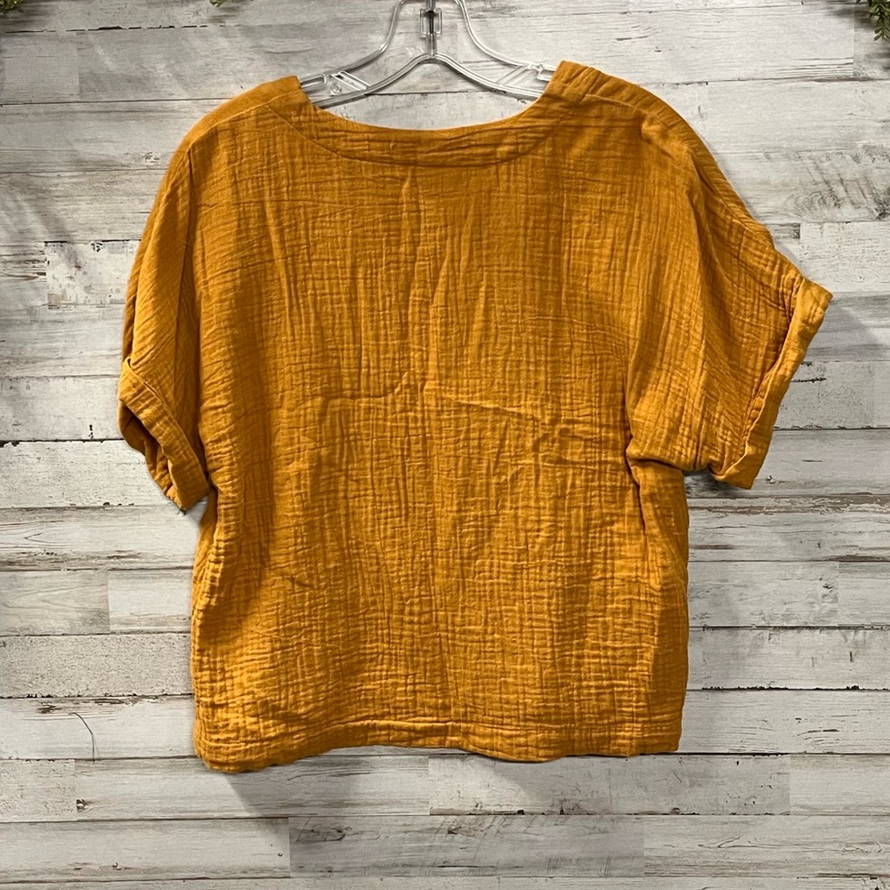 Universal Thread Burnt Orange Crop Flutter Sleeve… - image 4